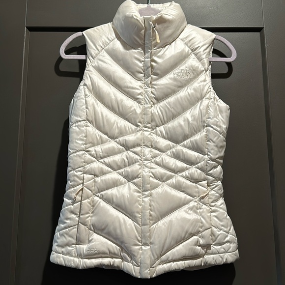 The North Face Jackets & Blazers - The North Face Pearl Puffer Vest XS Down 550 Filled